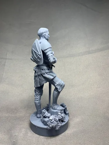 3D фигурка Индржиха (Henry of Skalitz) из игры Kingdom Come: Deliverance, ручная роспись доспехов