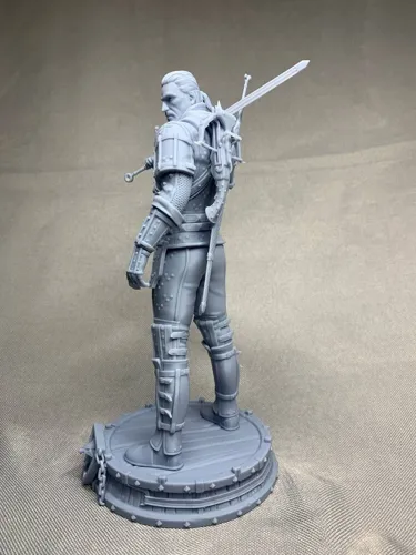 3D статуэтка Геральта (Geralt) в доспехах Школы Кота из Ведьмак 3, ручная роспись