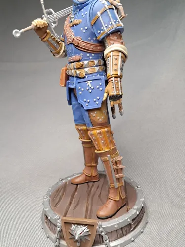3D статуэтка Геральта (Geralt) в доспехах Школы Кота из Ведьмак 3, ручная роспись