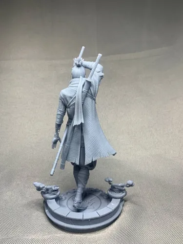 3D фигурка Секиро (Волка) из Sekiro: Shadows Die Twice с протезом, ручная покраска