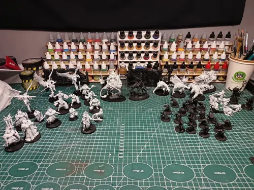 Миниатюра крысолюда Скавена (Skaven) из вселенной Warhammer, фотополимерная печать и покраска