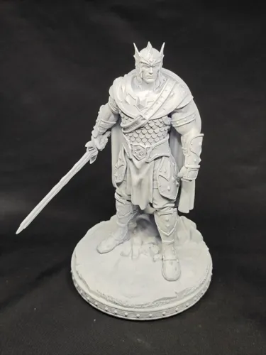 3D фигурка воина Карамона Маджере (Caramon Majere) из Саги о Копье (Dragonlance), ручная роспись