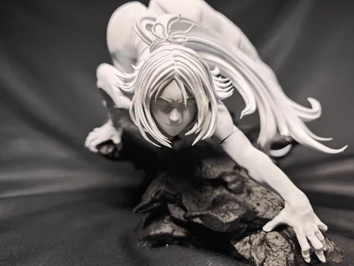 Кастомная 3D фигурка Йоруичи Шихоин (Yoruichi Shihoin) из аниме Блич (Bleach) в боевой позе, ручная покраска